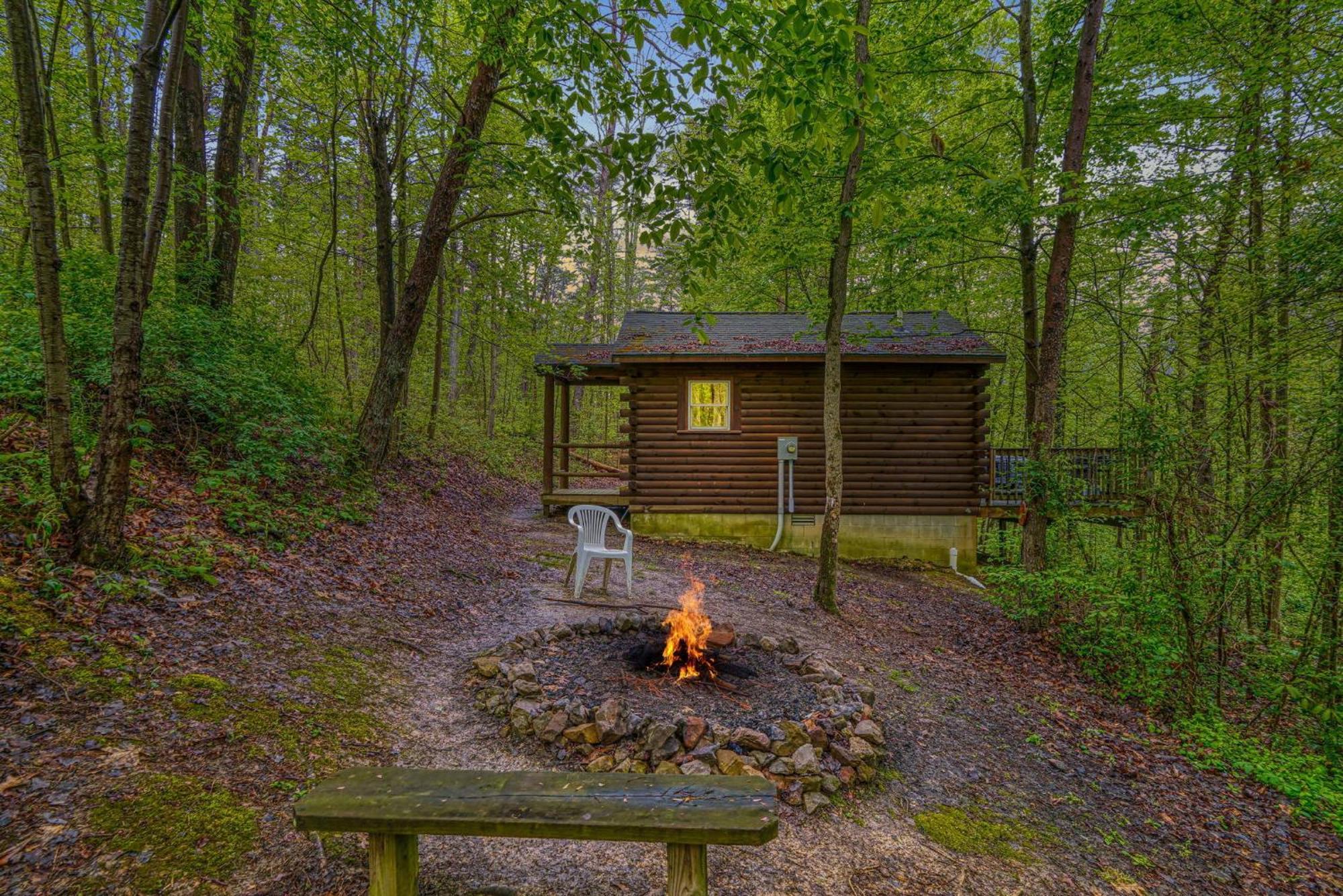 Blue Rose Cabins - Wildwoods Cabin Logan Exteriör bild